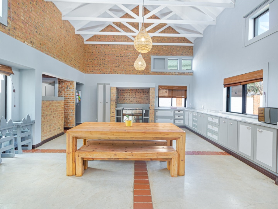 3 Bedroom Property for Sale in The Coves North West